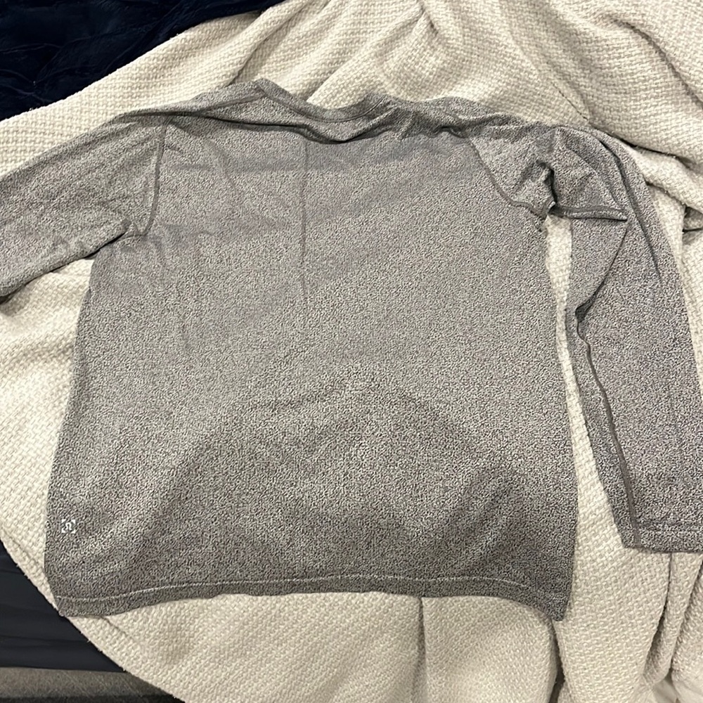 Lululemon large LS